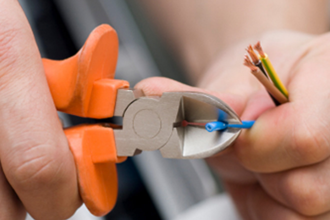 Sri Lanka plans to issue licenses for electricians from October