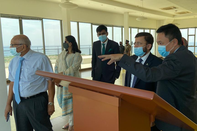 Pakistan High Commissioner to Sri Lanka visits Hambantota International Port